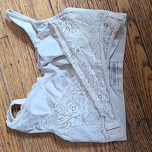 Cara Mia Large Cleavage shapewear bra